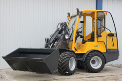Eurotrac-Hoflader-W12-f